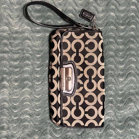 Coach Handbags - Coach wristlet in black
